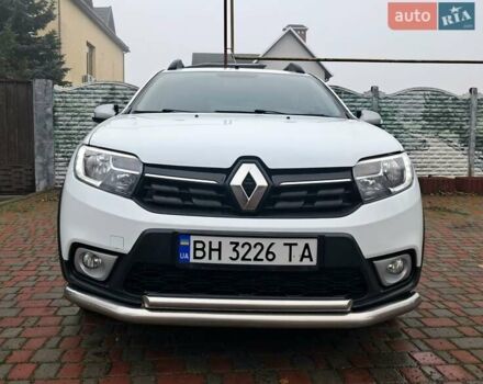 Білий Рено Сандеро, об'ємом двигуна 0.9 л та пробігом 135 тис. км за 8700 $, фото 5 на Automoto.ua