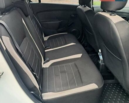 Білий Рено Сандеро, об'ємом двигуна 0.9 л та пробігом 135 тис. км за 8700 $, фото 15 на Automoto.ua