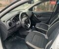 Білий Рено Сандеро, об'ємом двигуна 0.9 л та пробігом 135 тис. км за 8700 $, фото 10 на Automoto.ua