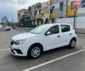 Белый Рено Сандеро, объемом двигателя 1.15 л и пробегом 95 тыс. км за 6950 $, фото 1 на Automoto.ua