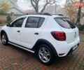 Білий Рено Сандеро, об'ємом двигуна 0.9 л та пробігом 135 тис. км за 8700 $, фото 1 на Automoto.ua