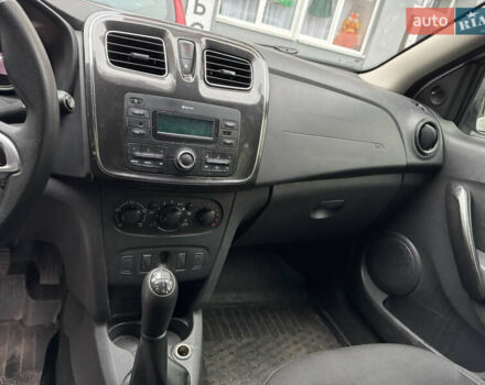 Белый Рено Сандеро, объемом двигателя 1.5 л и пробегом 227 тыс. км за 8800 $, фото 9 на Automoto.ua