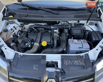 Білий Рено Сандеро, об'ємом двигуна 1.46 л та пробігом 130 тис. км за 8999 $, фото 14 на Automoto.ua