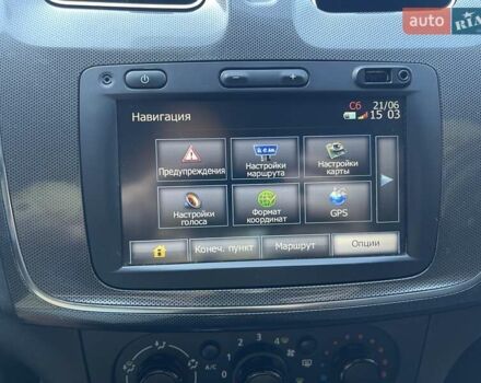 Білий Рено Сандеро, об'ємом двигуна 1.46 л та пробігом 130 тис. км за 8999 $, фото 33 на Automoto.ua