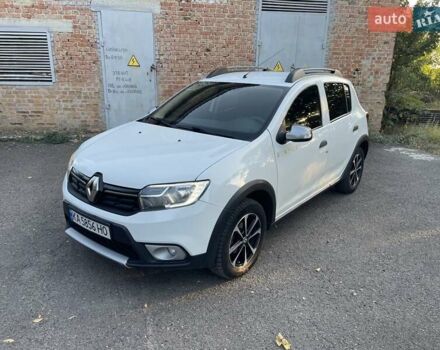 Білий Рено Сандеро, об'ємом двигуна 1.46 л та пробігом 130 тис. км за 8999 $, фото 3 на Automoto.ua
