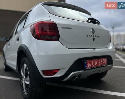 Рено Сандеро 2018 у Чернігові на Automoto.ua Білий Рено Сандеро, об'ємом двигуна 1.5 л та пробігом 174 тис. км за 9950 $, фото 5 на Automoto.ua