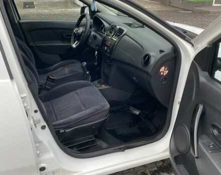 Білий Рено Сандеро, об'ємом двигуна 1.46 л та пробігом 188 тис. км за 7600 $, фото 16 на Automoto.ua