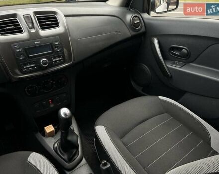 Рено Сандеро 2018 у Чернігові на Automoto.ua Білий Рено Сандеро, об'ємом двигуна 1.5 л та пробігом 174 тис. км за 9950 $, фото 8 на Automoto.ua