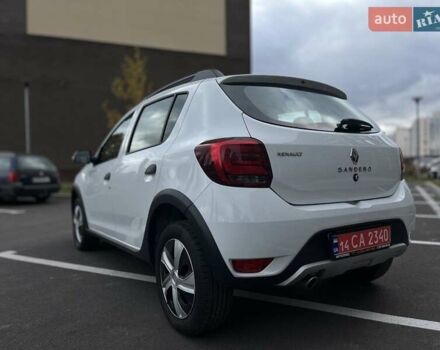 Рено Сандеро 2018 у Чернігові на Automoto.ua Білий Рено Сандеро, об'ємом двигуна 1.5 л та пробігом 174 тис. км за 9950 $, фото 15 на Automoto.ua