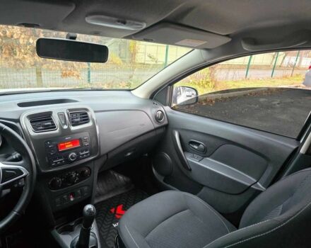 Белый Рено Сандеро, объемом двигателя 1 л и пробегом 70 тыс. км за 7499 $, фото 16 на Automoto.ua