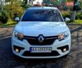Білий Рено Сандеро, об'ємом двигуна 0.9 л та пробігом 13 тис. км за 9650 $, фото 1 на Automoto.ua