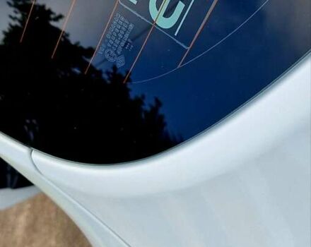 Білий Рено Сандеро, об'ємом двигуна 0.9 л та пробігом 13 тис. км за 9650 $, фото 22 на Automoto.ua