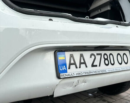 Белый Рено Сандеро, объемом двигателя 0.9 л и пробегом 102 тыс. км за 8800 $, фото 40 на Automoto.ua