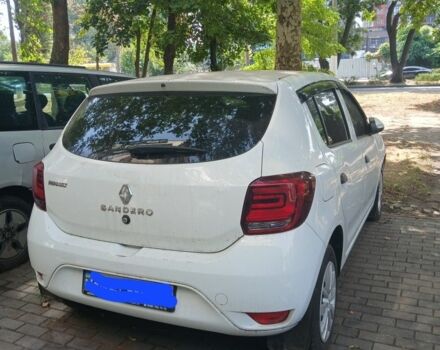 Белый Рено Сандеро, объемом двигателя 1 л и пробегом 13 тыс. км за 10500 $, фото 4 на Automoto.ua