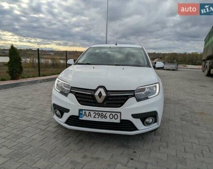 Рено Сандеро 2019 в Виннице на Automoto.ua Белый Рено Сандеро, объемом двигателя 1.46 л и пробегом 137 тыс. км за 8890 $, фото 1 на Automoto.ua