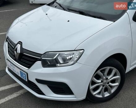 Белый Рено Сандеро, объемом двигателя 1 л и пробегом 168 тыс. км за 6290 $, фото 9 на Automoto.ua