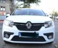 Белый Рено Сандеро, объемом двигателя 1 л и пробегом 136 тыс. км за 8000 $, фото 4 на Automoto.ua