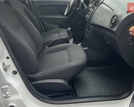 Білий Рено Сандеро, об'ємом двигуна 1.46 л та пробігом 80 тис. км за 8339 $, фото 5 на Automoto.ua