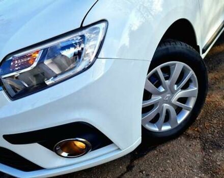 Белый Рено Сандеро, объемом двигателя 0.9 л и пробегом 13 тыс. км за 9870 $, фото 30 на Automoto.ua