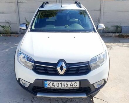 Рено Сандеро 2019 в Фастове на Automoto.ua Белый Рено Сандеро, объемом двигателя 0.9 л и пробегом 180 тыс. км за 9500 $, фото 8 на Automoto.ua