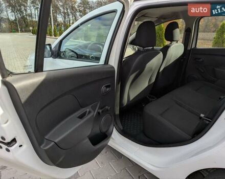 Рено Сандеро 2019 в Виннице на Automoto.ua Белый Рено Сандеро, объемом двигателя 1.46 л и пробегом 137 тыс. км за 8890 $, фото 24 на Automoto.ua