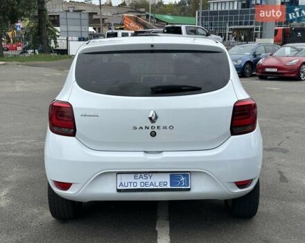Белый Рено Сандеро, объемом двигателя 1 л и пробегом 168 тыс. км за 6290 $, фото 5 на Automoto.ua