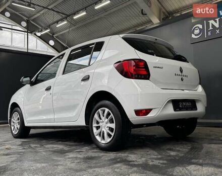 Белый Рено Сандеро, объемом двигателя 1.46 л и пробегом 76 тыс. км за 8900 $, фото 11 на Automoto.ua