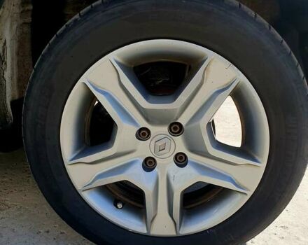 Рено Сандеро 2019 в Фастове на Automoto.ua Белый Рено Сандеро, объемом двигателя 0.9 л и пробегом 180 тыс. км за 9500 $, фото 15 на Automoto.ua