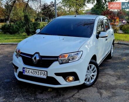 Білий Рено Сандеро, об'ємом двигуна 0.9 л та пробігом 13 тис. км за 9650 $, фото 13 на Automoto.ua