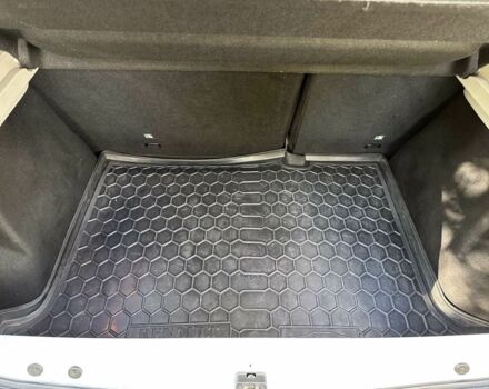 Білий Рено Сандеро, об'ємом двигуна 0.9 л та пробігом 57 тис. км за 9500 $, фото 11 на Automoto.ua