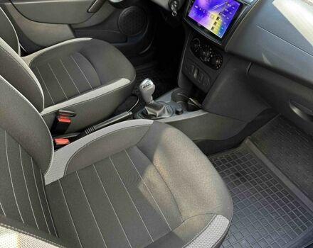 Білий Рено Сандеро, об'ємом двигуна 0.9 л та пробігом 57 тис. км за 9500 $, фото 7 на Automoto.ua