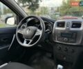 Белый Рено Сандеро, объемом двигателя 0.9 л и пробегом 71 тыс. км за 10400 $, фото 9 на Automoto.ua