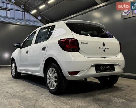 Белый Рено Сандеро, объемом двигателя 1.5 л и пробегом 73 тыс. км за 8500 $, фото 12 на Automoto.ua