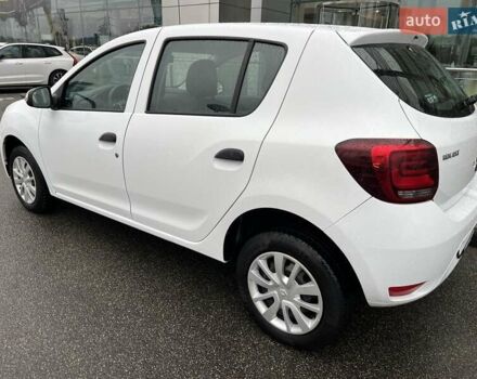 Рено Сандеро 2019 в Киеве на Automoto.ua Белый Рено Сандеро, объемом двигателя 1.46 л и пробегом 118 тыс. км за 9103 $, фото 4 на Automoto.ua