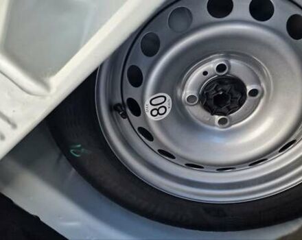 Белый Рено Сандеро, объемом двигателя 0.9 л и пробегом 13 тыс. км за 9870 $, фото 42 на Automoto.ua