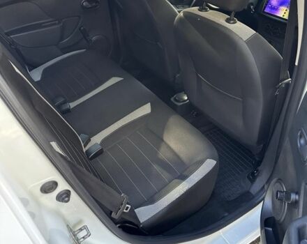 Білий Рено Сандеро, об'ємом двигуна 0.9 л та пробігом 57 тис. км за 9500 $, фото 8 на Automoto.ua