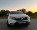 Белый Рено Сандеро, объемом двигателя 0.9 л и пробегом 57 тыс. км за 8490 $, фото 1 на Automoto.ua