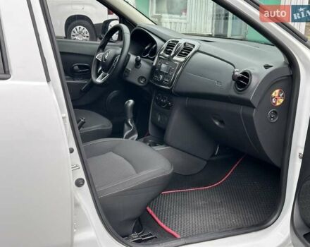Белый Рено Сандеро, объемом двигателя 1 л и пробегом 168 тыс. км за 6290 $, фото 19 на Automoto.ua