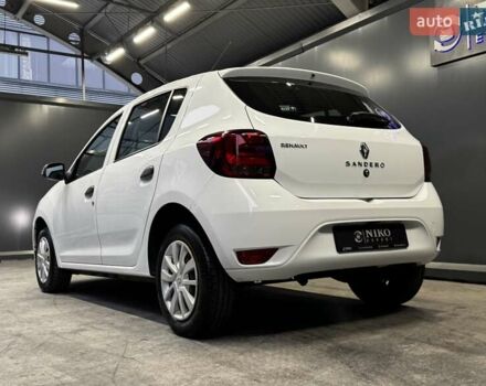 Белый Рено Сандеро, объемом двигателя 1.5 л и пробегом 73 тыс. км за 8500 $, фото 13 на Automoto.ua