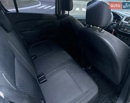 Белый Рено Сандеро, объемом двигателя 1 л и пробегом 135 тыс. км за 8000 $, фото 17 на Automoto.ua