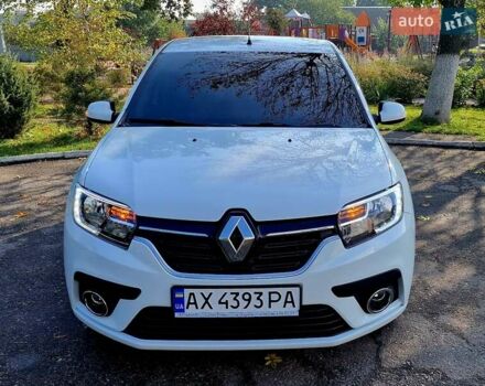 Білий Рено Сандеро, об'ємом двигуна 0.9 л та пробігом 13 тис. км за 9650 $, фото 11 на Automoto.ua