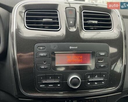 Рено Сандеро 2019 в Киеве на Automoto.ua Белый Рено Сандеро, объемом двигателя 1.46 л и пробегом 118 тыс. км за 9103 $, фото 23 на Automoto.ua