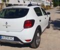 Рено Сандеро 2019 в Фастове на Automoto.ua Белый Рено Сандеро, объемом двигателя 0.9 л и пробегом 180 тыс. км за 9500 $, фото 5 на Automoto.ua