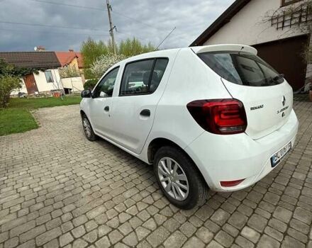 Белый Рено Сандеро, объемом двигателя 1 л и пробегом 60 тыс. км за 8200 $, фото 7 на Automoto.ua