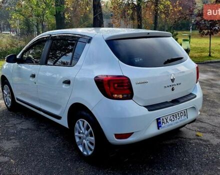 Белый Рено Сандеро, объемом двигателя 0.9 л и пробегом 13 тыс. км за 9870 $, фото 15 на Automoto.ua