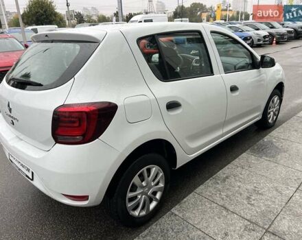 Рено Сандеро 2019 в Киеве на Automoto.ua Белый Рено Сандеро, объемом двигателя 1.46 л и пробегом 118 тыс. км за 9103 $, фото 6 на Automoto.ua