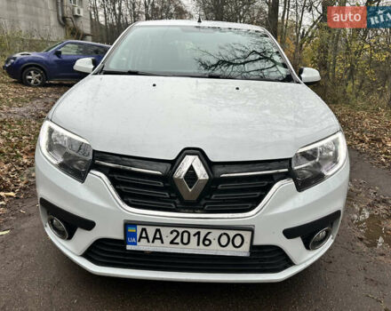 Белый Рено Сандеро, объемом двигателя 1.46 л и пробегом 115 тыс. км за 8350 $, фото 2 на Automoto.ua