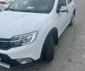 Белый Рено Сандеро, объемом двигателя 1.5 л и пробегом 125 тыс. км за 10500 $, фото 3 на Automoto.ua