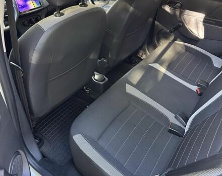 Білий Рено Сандеро, об'ємом двигуна 0.9 л та пробігом 57 тис. км за 9500 $, фото 9 на Automoto.ua