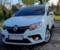 Белый Рено Сандеро, объемом двигателя 0.9 л и пробегом 13 тыс. км за 9870 $, фото 1 на Automoto.ua